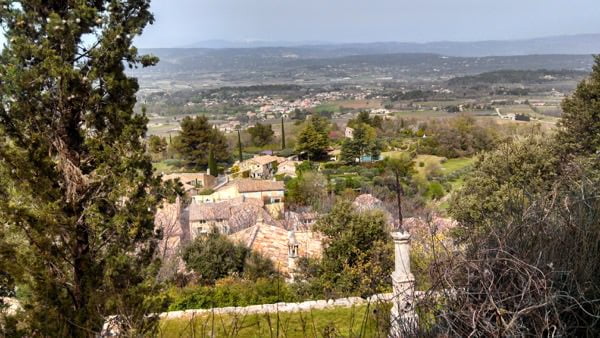 Provence Bike Tours - View of the Luberon